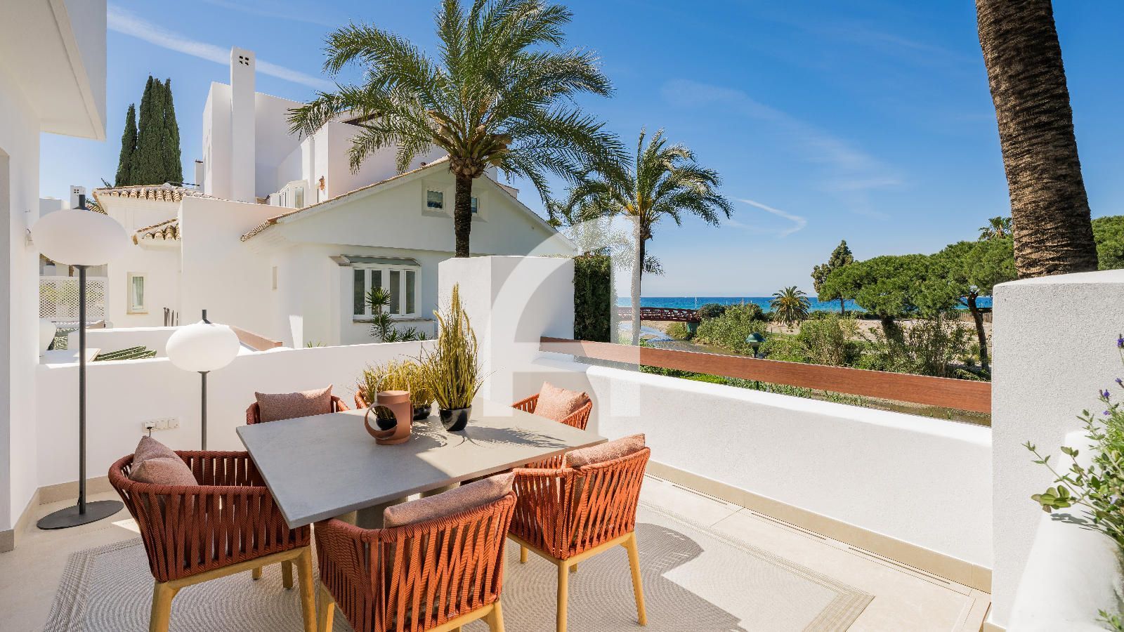 Exterior view of Flat for sale in Marbella  with Air Conditioner, Heating and Parquet flooring