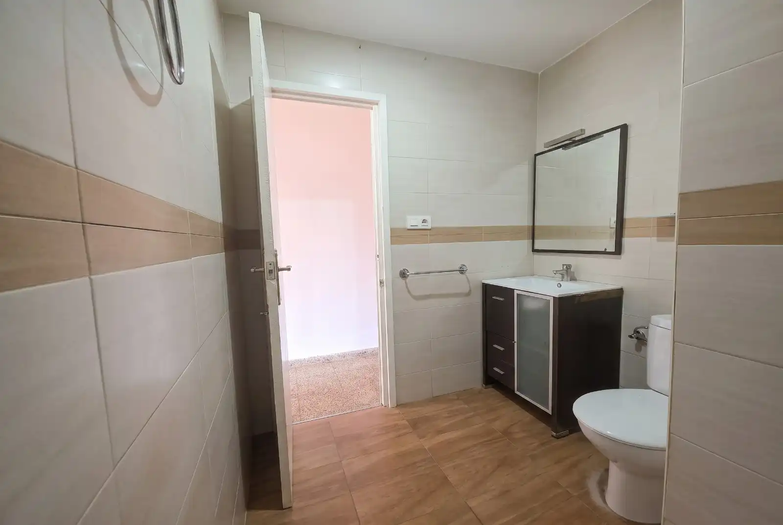 Bany de Pis en venda en L'Eliana amb Terrassa i Balcó