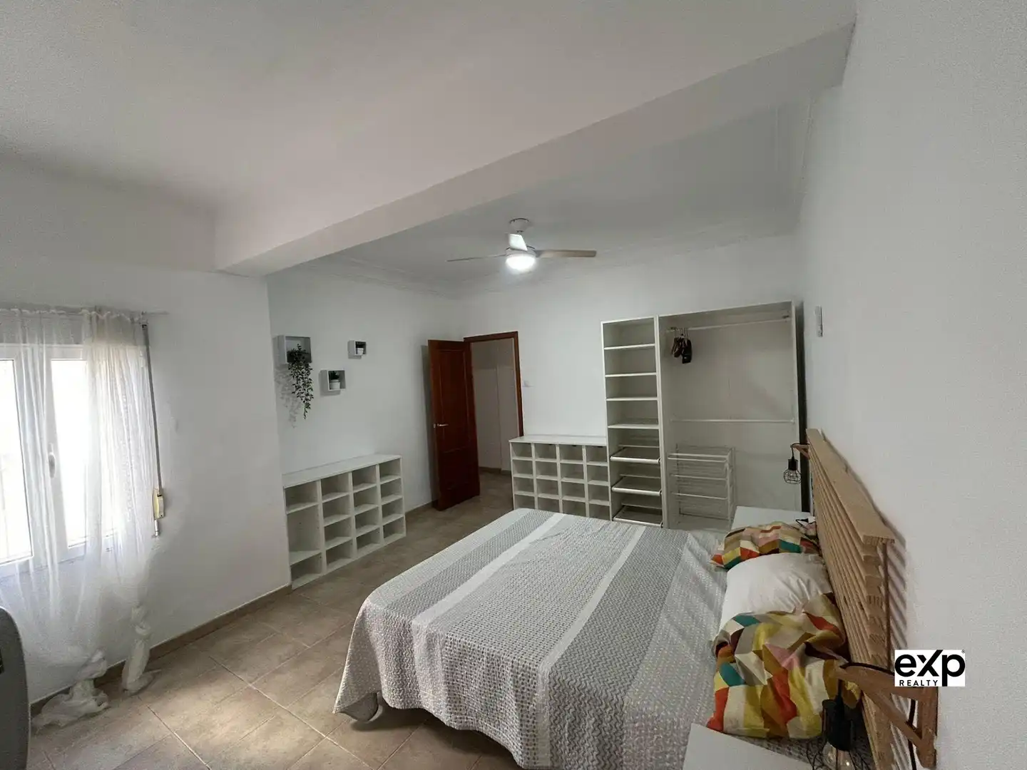 Habitación de Apartamento de alquiler en Xàtiva con Aire acondicionado y Amueblado