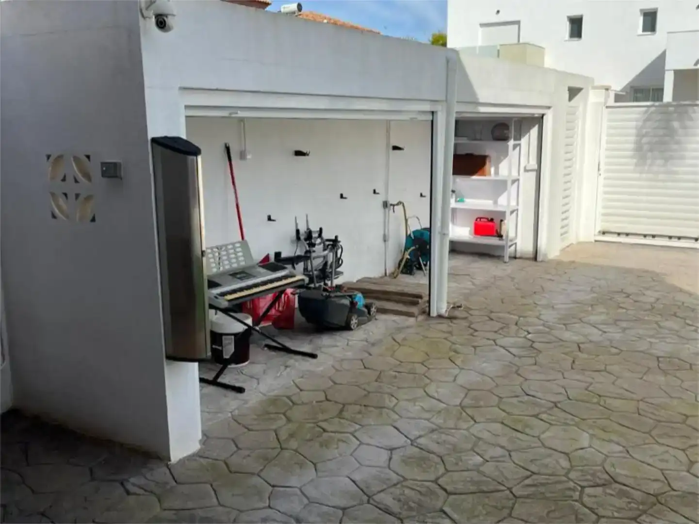 Casa o xalet de lloguer en La Pobla de Vallbona amb Aire condicionat i Piscina