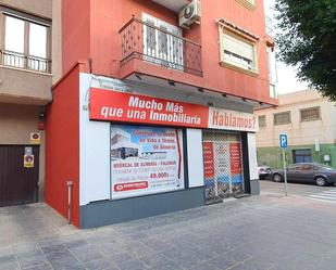 Vista exterior de Local de lloguer en  Almería Capital