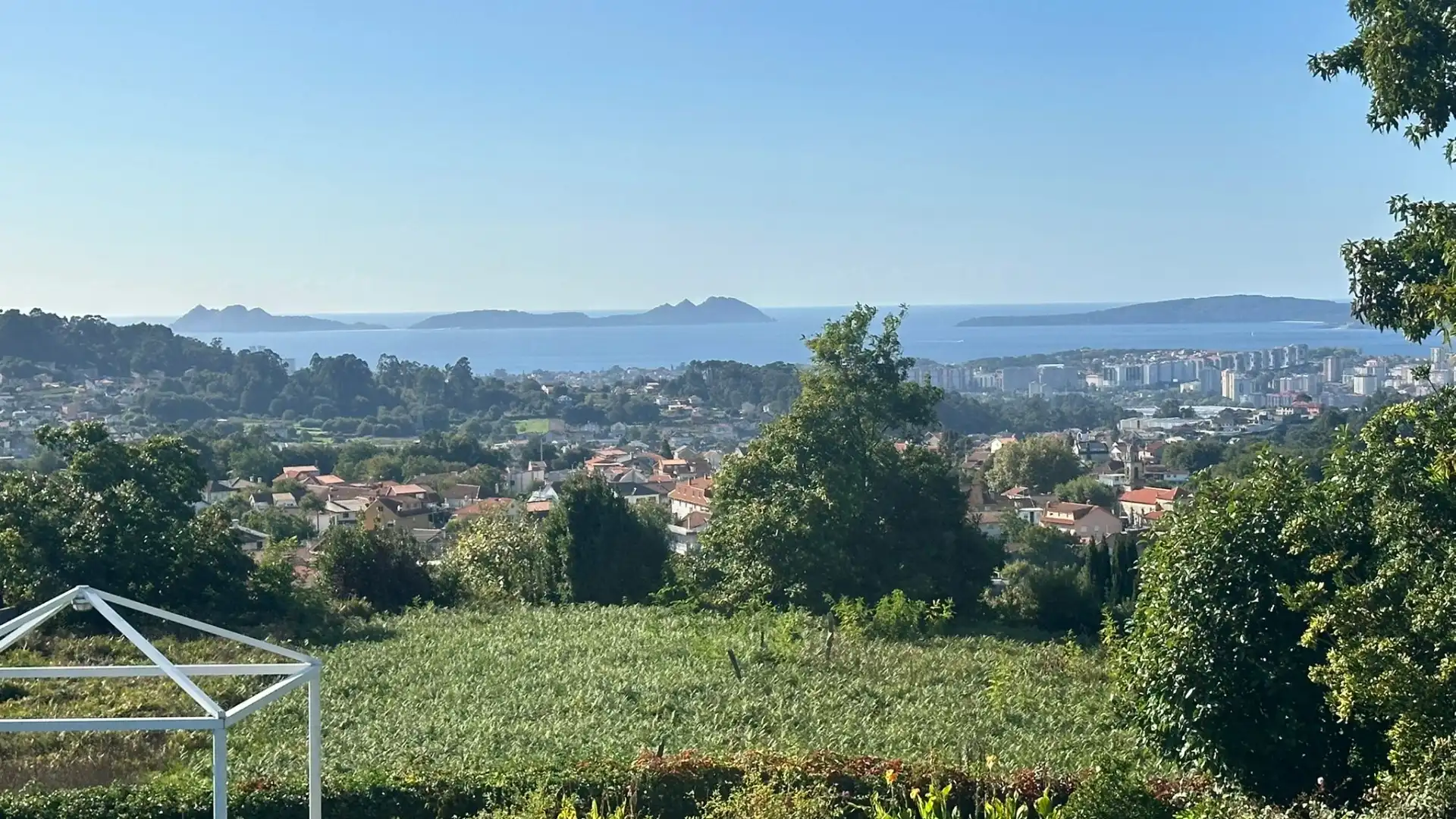 Casa o chalet en venta en Vigo  con Calefacción, Jardín privado y Parquet