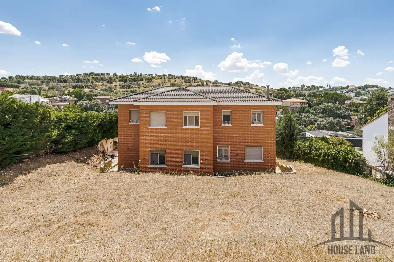 Vista exterior de Casa o chalet en venta en El Casar con Calefacción y Jardín privado