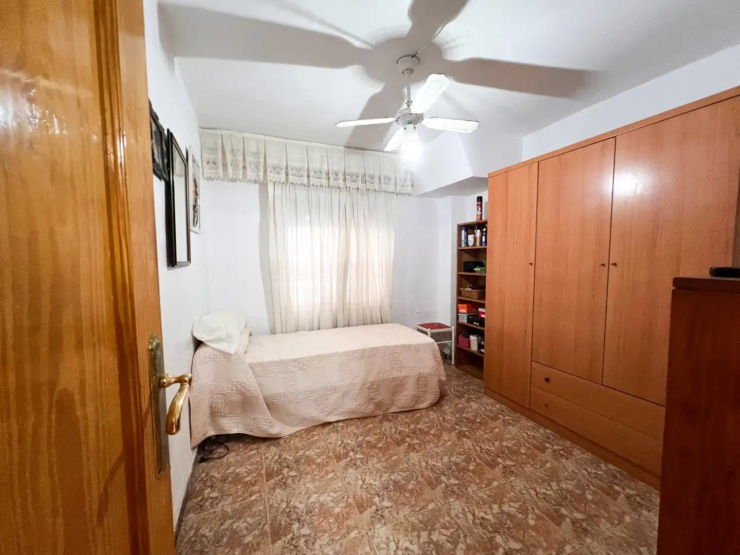 Ground floor for sale in Guardamar Playa