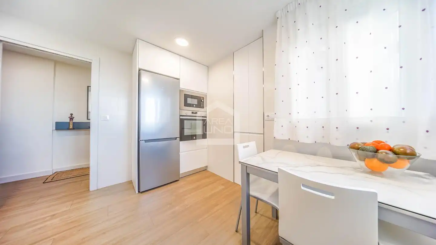 Cocina de Piso en venta en Alcorcón con Aire acondicionado, Calefacción y Terraza
