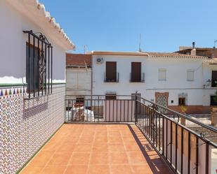 Vista exterior de Casa o xalet en venda en Riogordo amb Terrassa i Traster