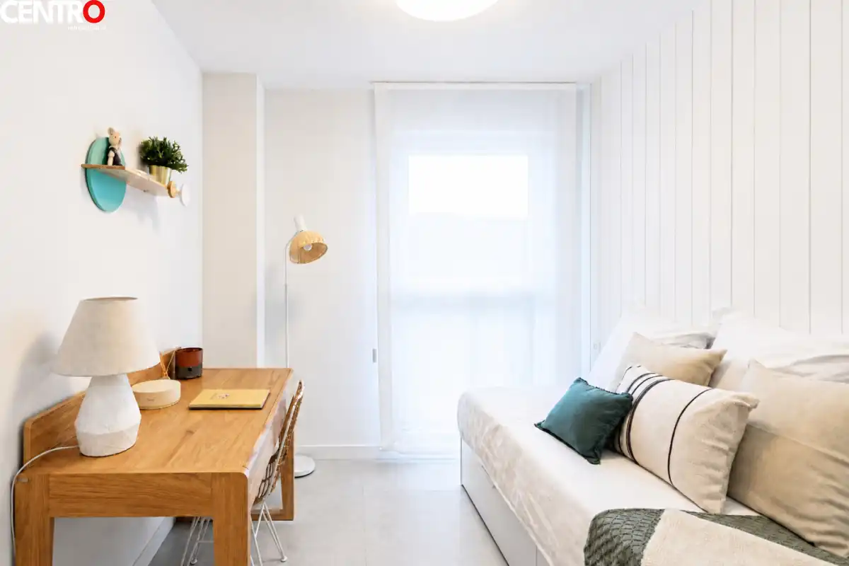 Habitación de Piso en venta en Huétor Vega con Aire acondicionado, Calefacción y Jardín privado