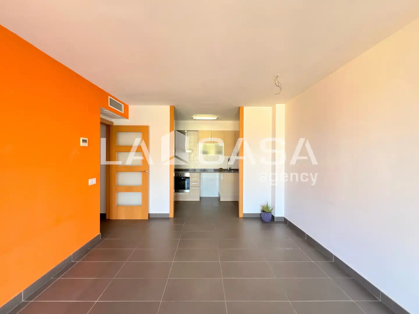 Küche von Dachboden zum Verkauf in Badalona mit Terrasse und Balkon