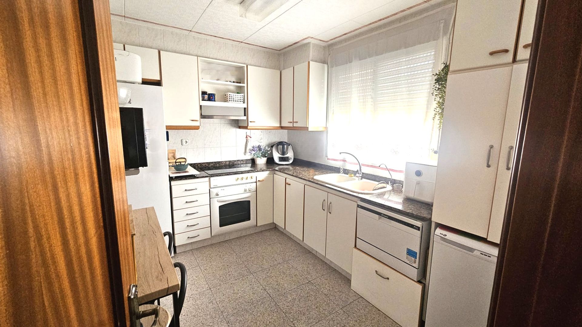 Cuina de Àtic en venda en Terrassa amb Aire condicionat, Terrassa i Moblat