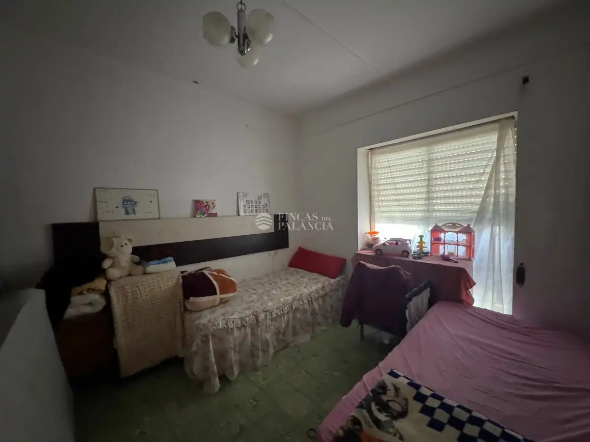 Habitación de Edificio en venta en Soneja