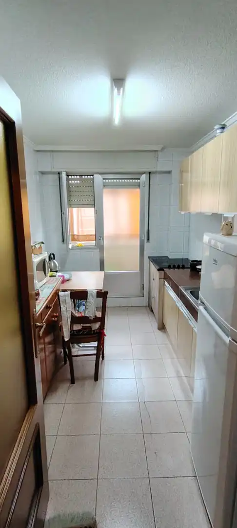 Cuina de Pis en venda en Salamanca amb Calefacció, Parquet i Terrassa