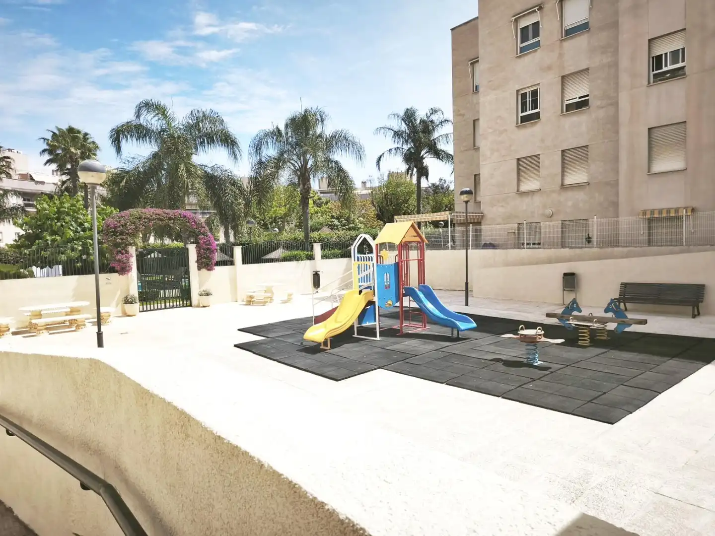 Terrassa de Pis en venda en Málaga amb Aire condicionat, Calefacció i Jardí privat