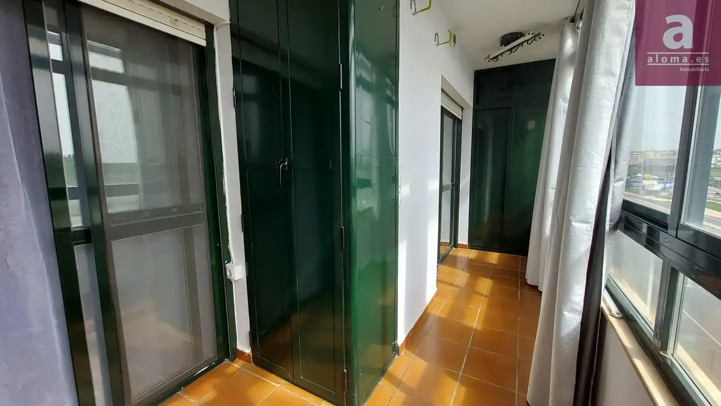 Flat for rent in Cáceres  with Heating, Terrace and Furnished