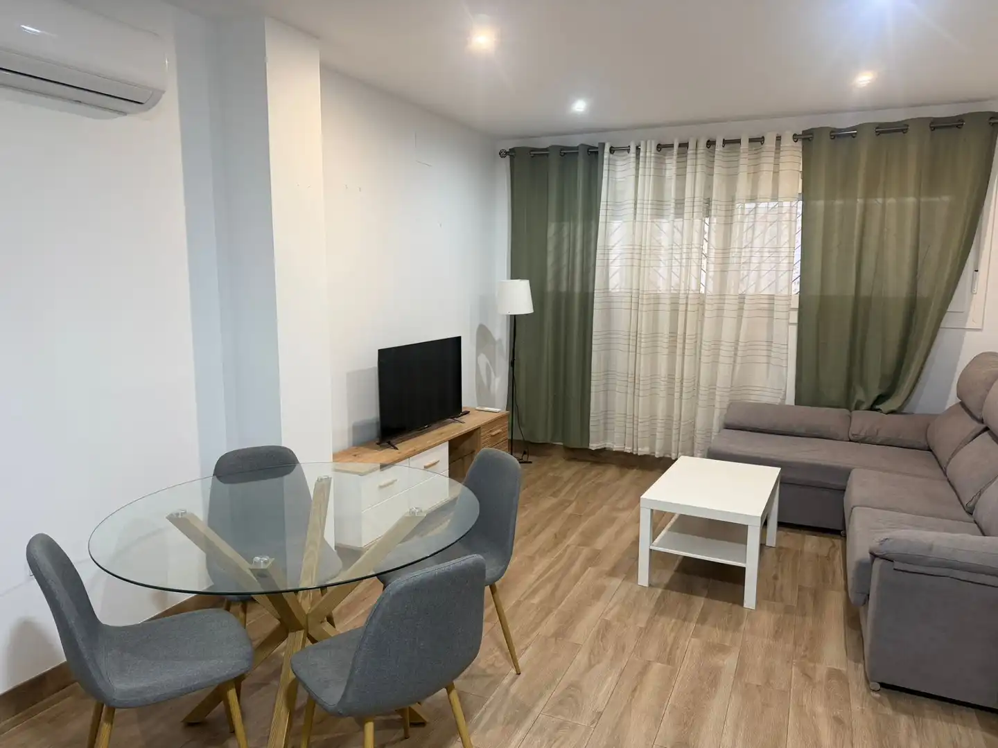 Apartamento de alquiler en Calle Escritor Gómez de Rivera, 4, Fátima - Levante