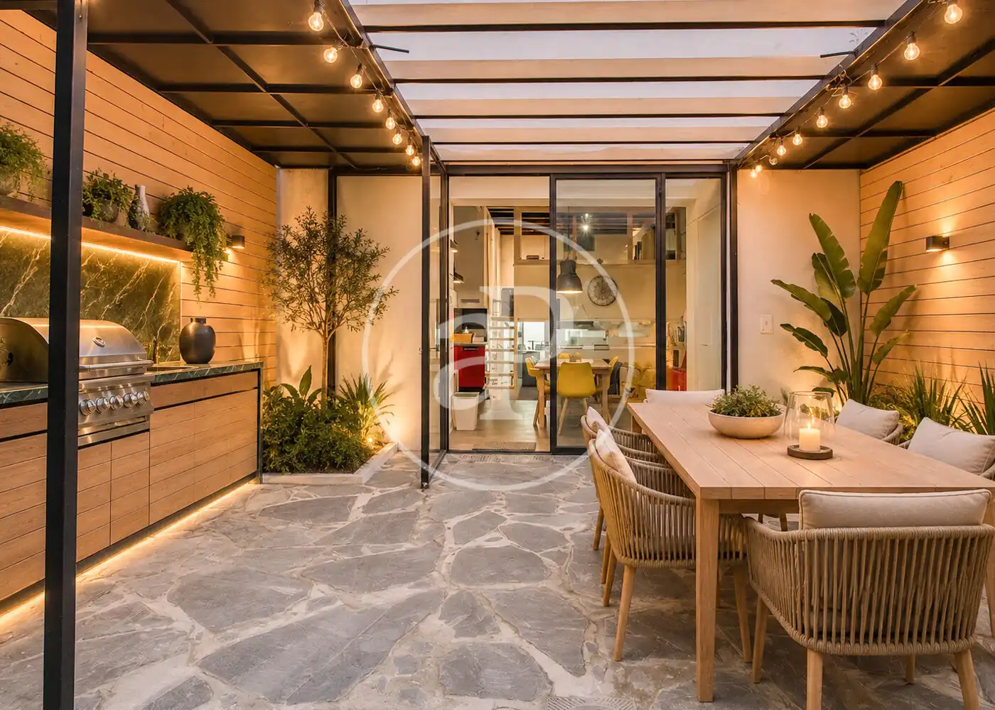 Terrasse von Wohnung zum Verkauf in Barcelona mit Klimaanlage, Heizung und Privatgarten