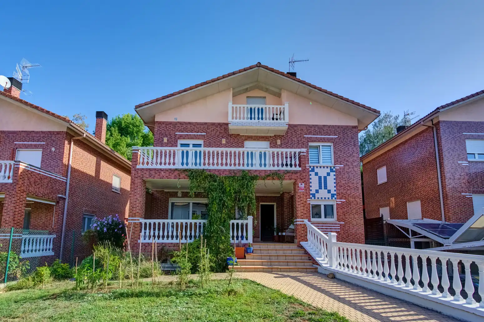 Exterior view of Houses for sale in Cizur  with Heating, Private garden and Parquet flooring