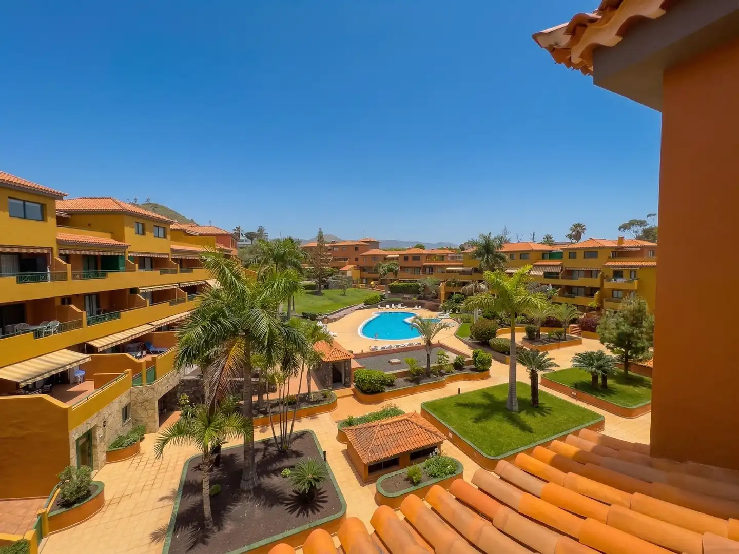Vista exterior de Ático en venta en Puerto de la Cruz con Aire acondicionado, Jardín privado y Terraza