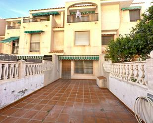 Vista exterior de Casa o xalet en venda en Guardamar del Segura amb Terrassa