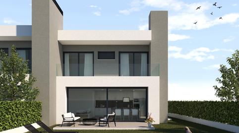 Foto 5 de Casa adosada en venda a Campllong, Girona