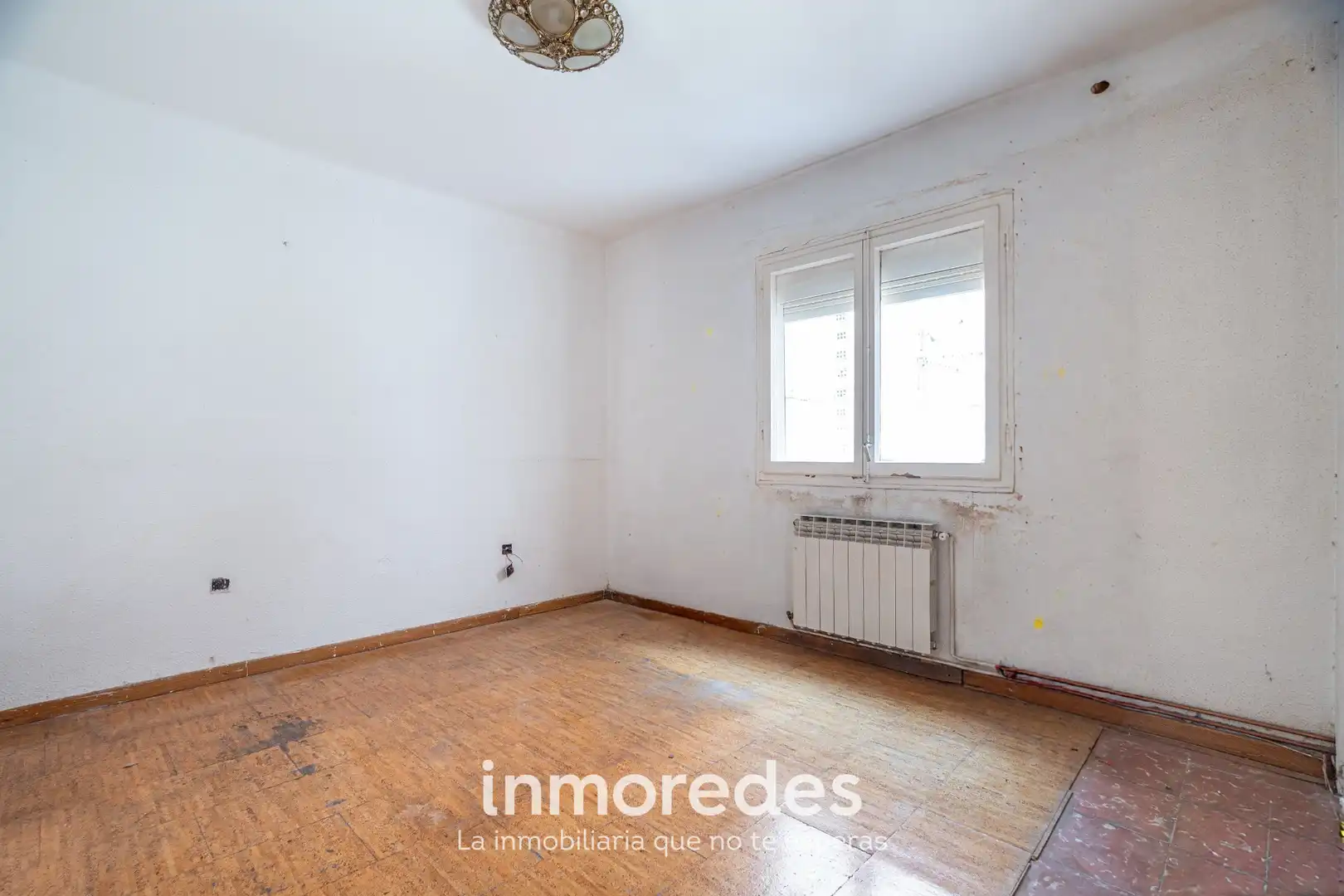 Sala d'estar de Pis en venda en Barcelona amb Calefacció, Parquet i Balcó
