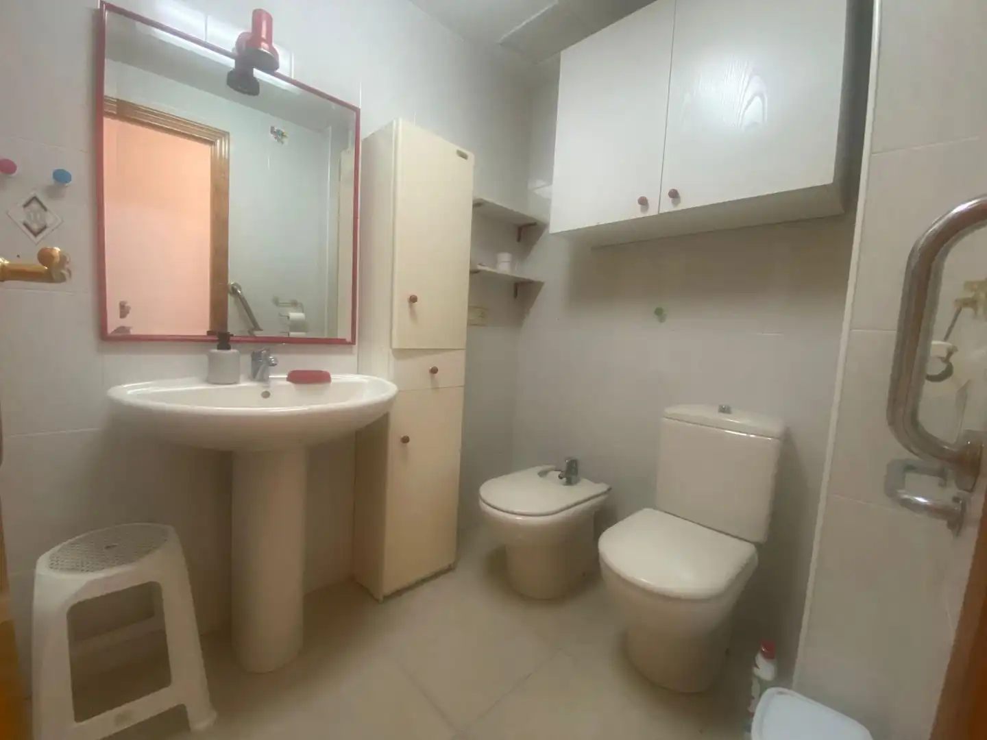 Badezimmer von Wohnung zur Miete in Águilas mit Möbliert und Balkon