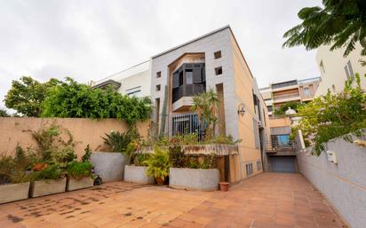 Exterior view of House or chalet for sale in  Santa Cruz de Tenerife Capital  with Air Conditioner, Terrace and Swimming Pool