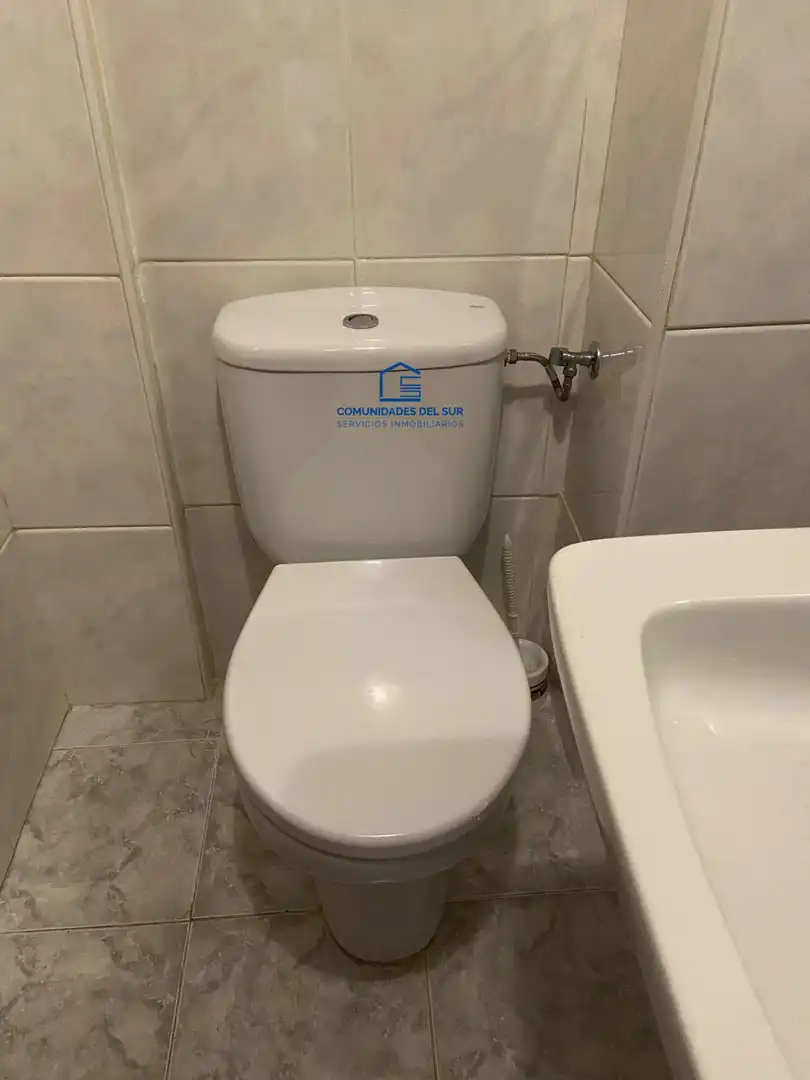 Baño de Piso de alquiler en Cádiz con Terraza