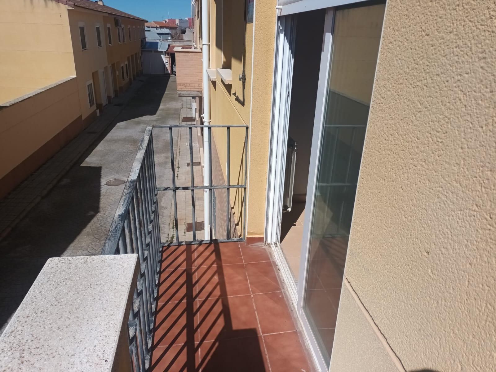 Terrassa de Pis en venda en Pozuelo de Calatrava amb Calefacció, Terrassa i Traster