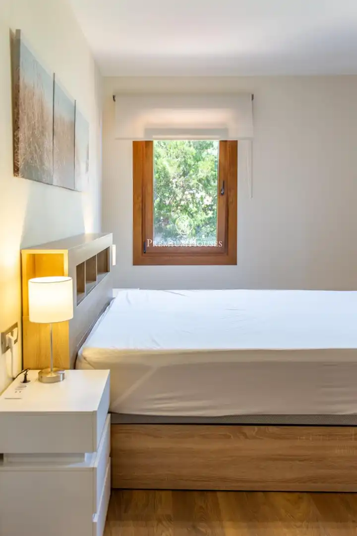 Bedroom of Flat for rent in Premià de Dalt  with Heating, Terrace and Community pool