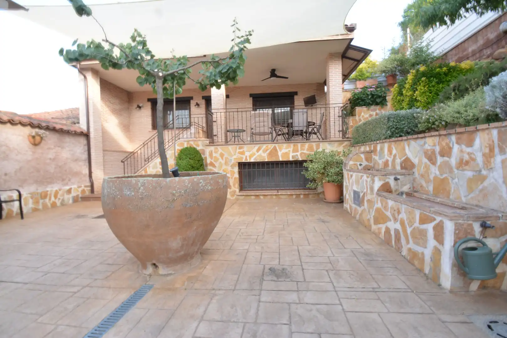 Terrasse von Country house zum Verkauf in Robledillo de Mohernando mit Klimaanlage, Privatgarten und Terrasse