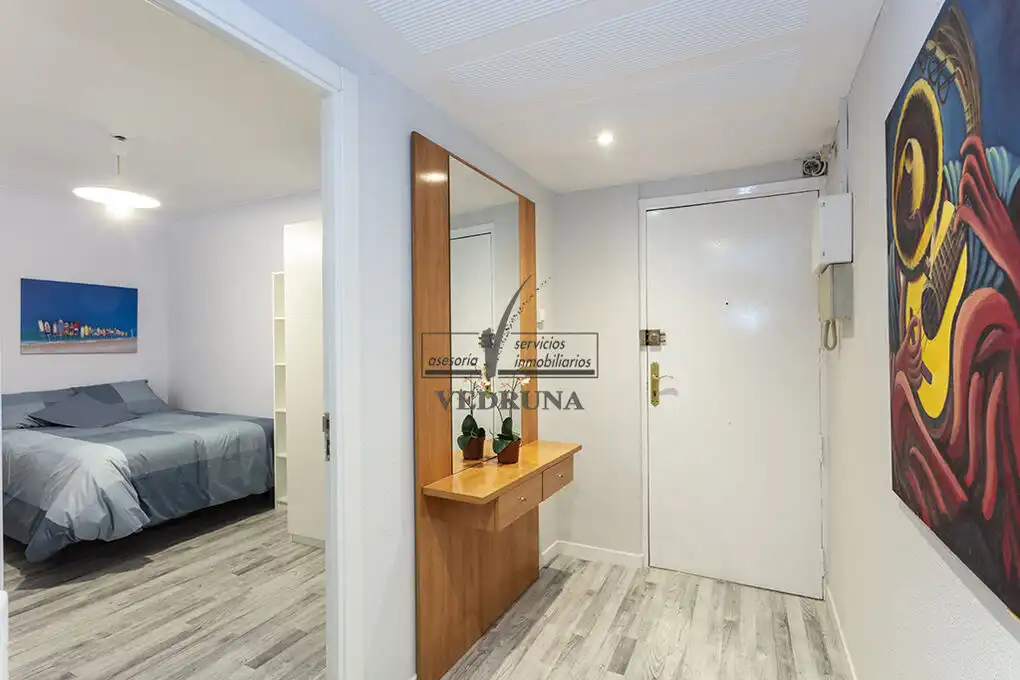 Bedroom of Flat for rent in Zaragoza  with Heating, Oven and Washing machine