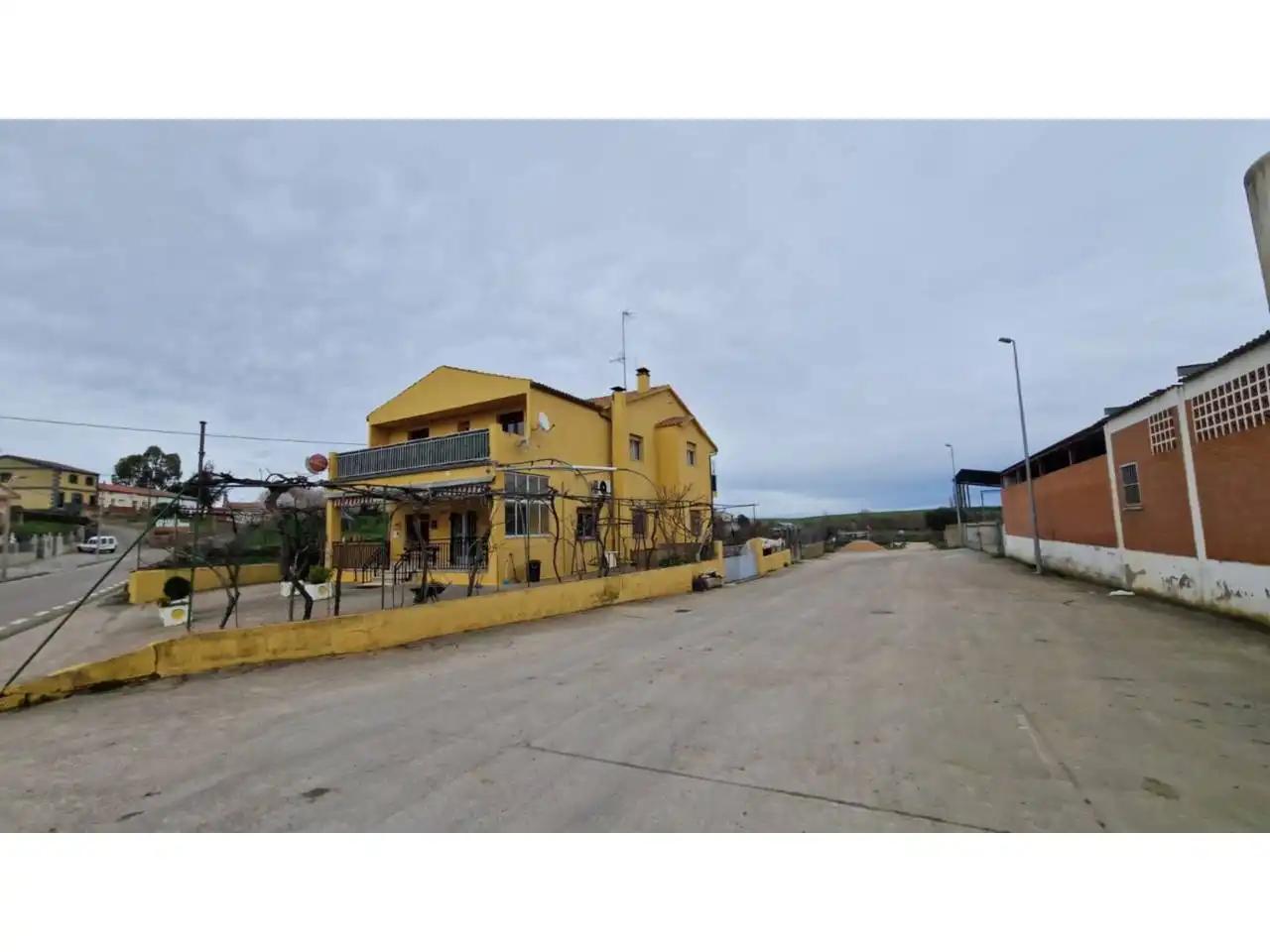 Edificio en venta en Gallegos de Argañán