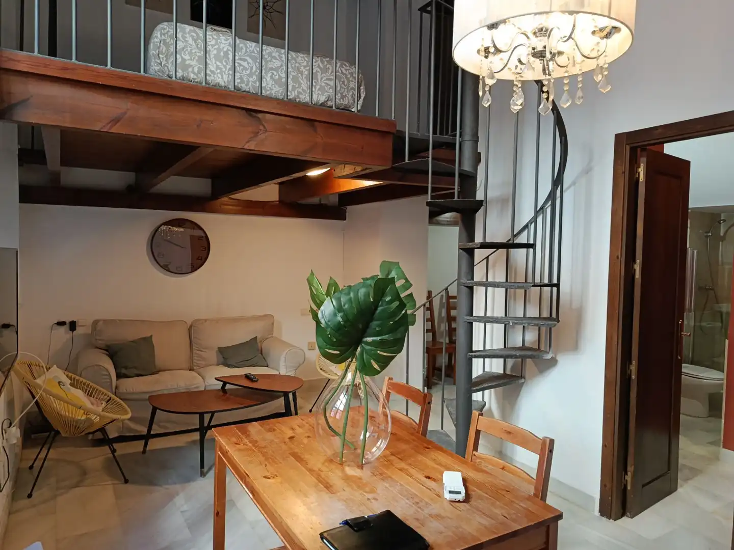 Duplex avec ascenseur à louer à Alvarez, imagen 2