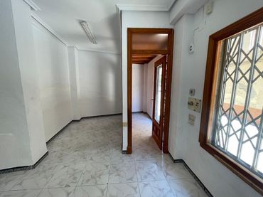 Local comercial en alquiler en Torredonjimeno