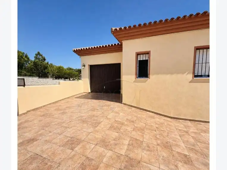 Vista exterior de Casa o chalet en venta en Isla Cristina Ciudad