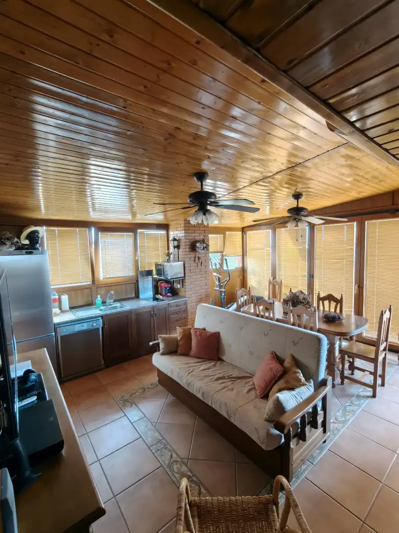 Cocina de Ático en venta en Madrid con Calefacción, Jardín privado y Parquet