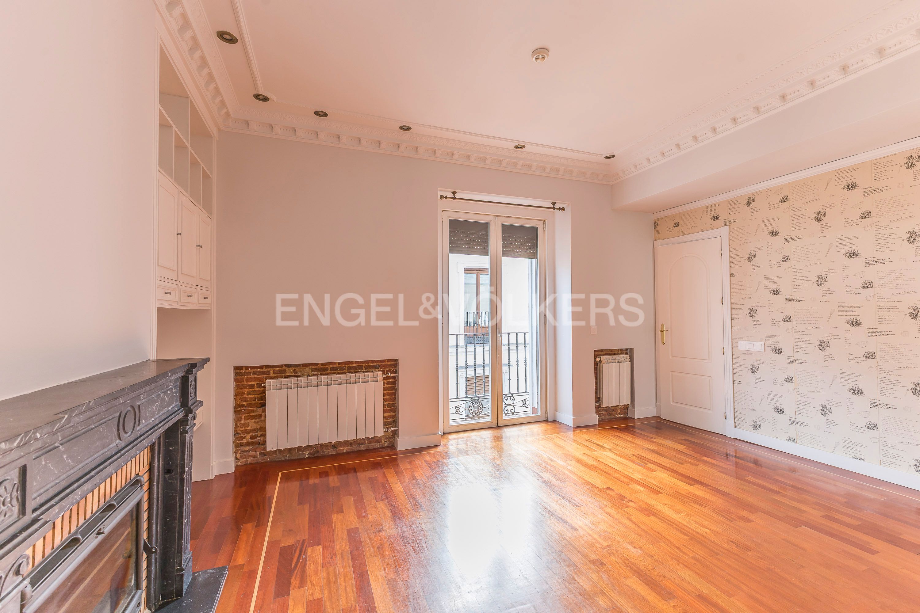 Sala d'estar de Apartament de lloguer en  Madrid Capital amb Aire condicionat, Calefacció i Moblat