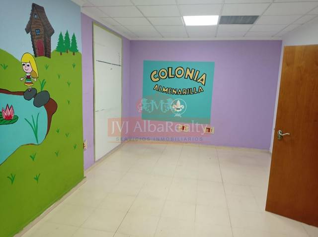 Local comercial en Alquiler en Feria