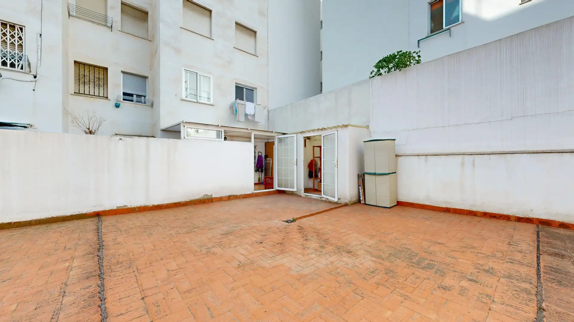 Vista exterior de Piso en venta en Torrent con Aire acondicionado, Calefacción y Terraza