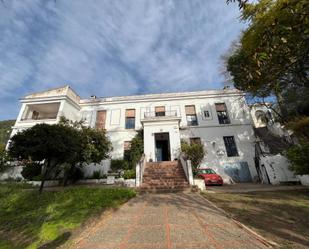 Vista exterior de Casa o xalet en venda en  Córdoba Capital amb Calefacció, Jardí privat i Terrassa