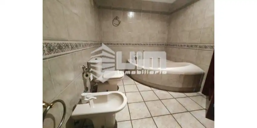 Baño de Casa adosada en venta en Sagunto / Sagunt con Aire acondicionado, Calefacción y Terraza