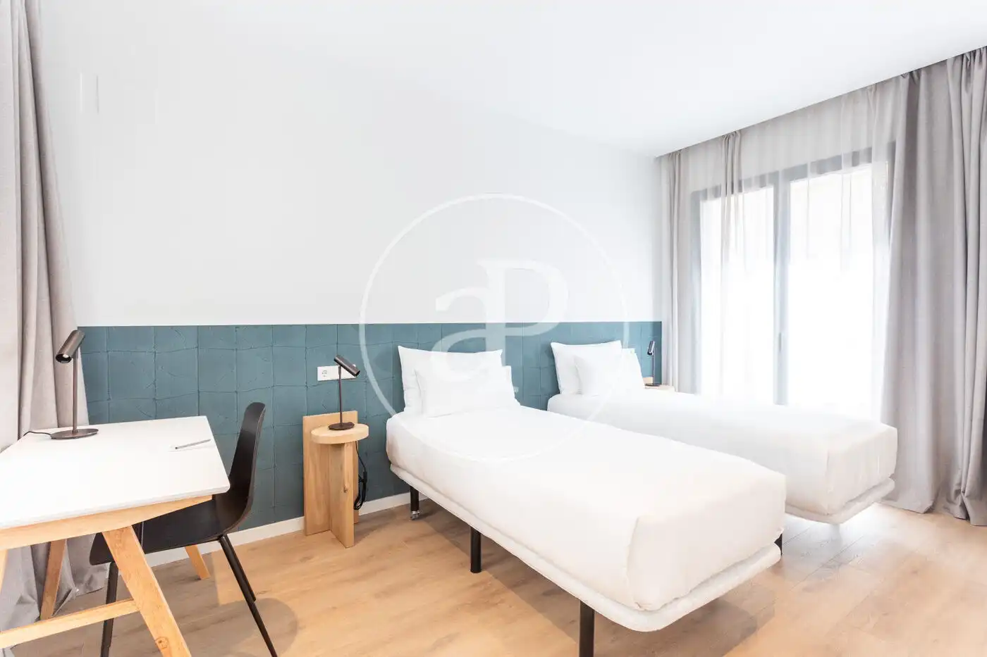 Appartamento con terrazza in affitto a Trav. de Dalt, imagen 43