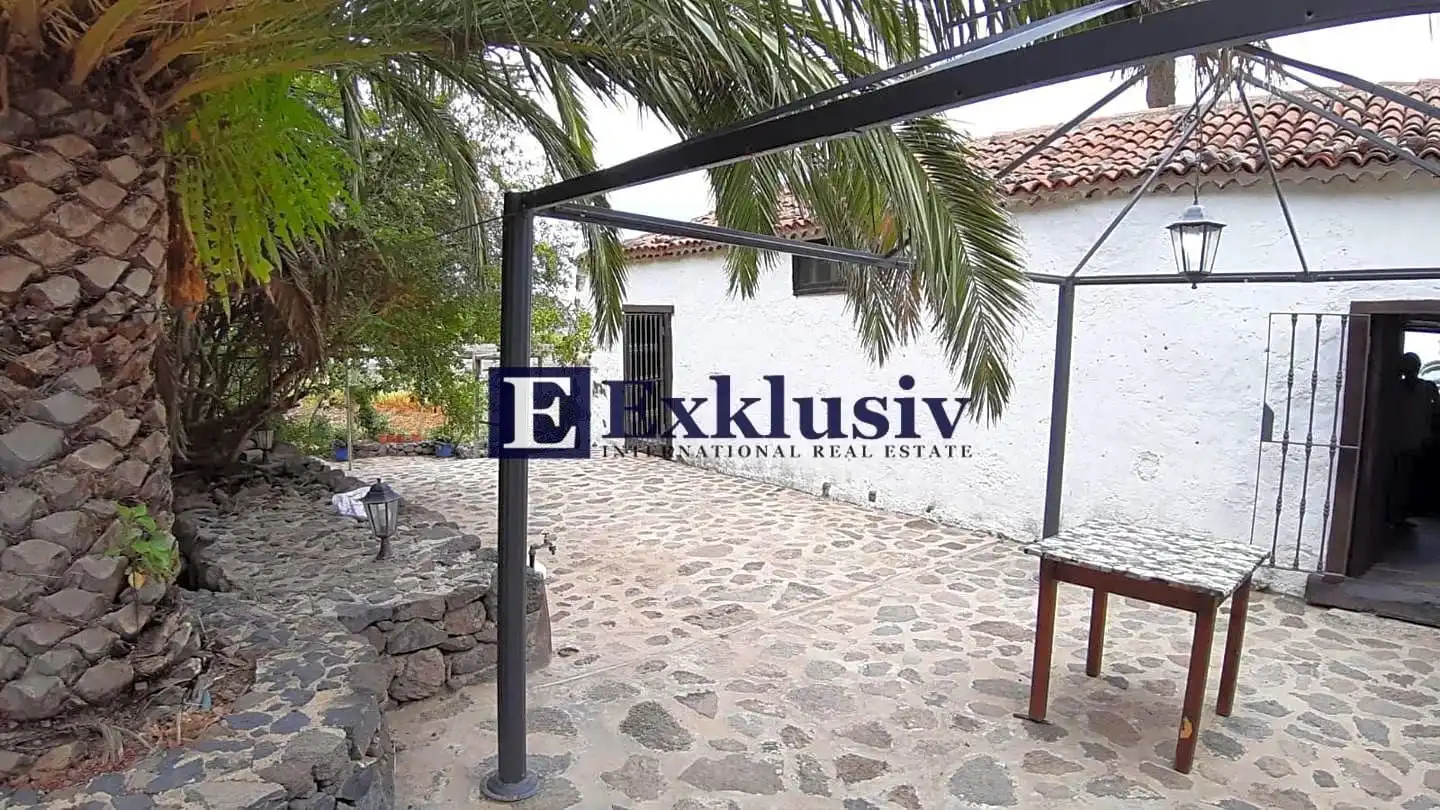 Country homes for sale in Buenavista del Norte
