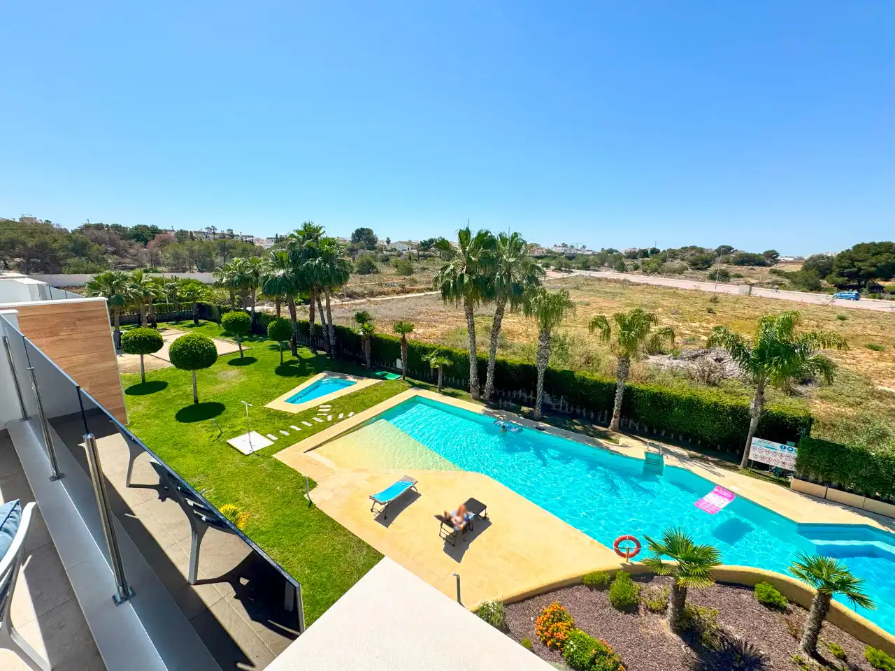 Apartamento con piscina en venta en Orihuela Costa, imagen 2