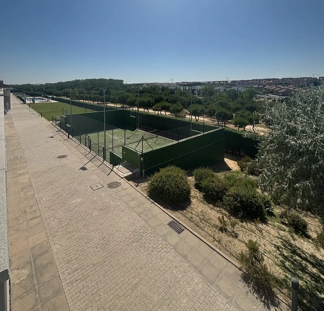 Aparcament de Àtic en venda en Arroyomolinos (Madrid) amb Aire condicionat, Calefacció i Terrassa