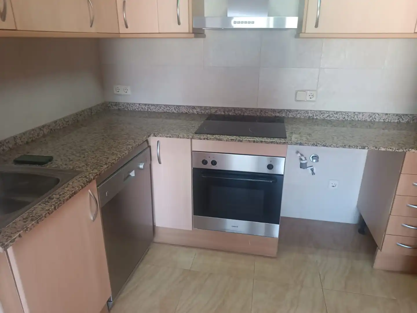 Cocina de Dúplex en venta en Deltebre con Aire acondicionado, Calefacción y Terraza