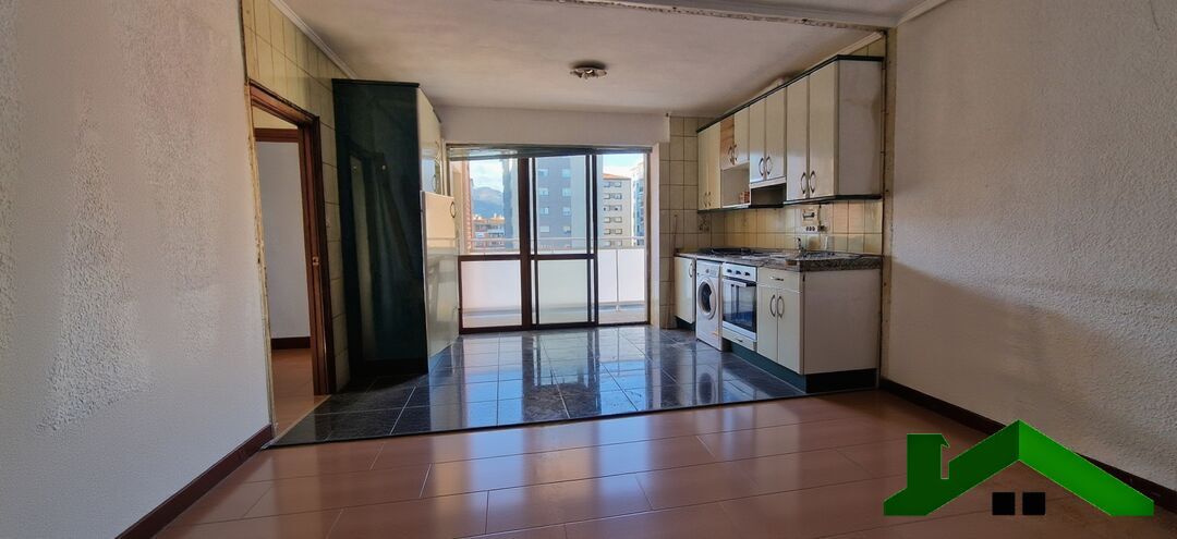 Cuina de Pis en venda en Barakaldo  amb Calefacció i Terrassa