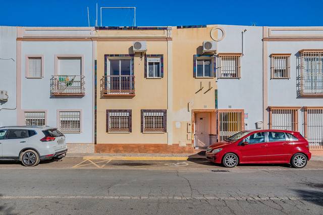 Casa-chalet en Venta en C/ Parroco Muriel en La Palma del Condado