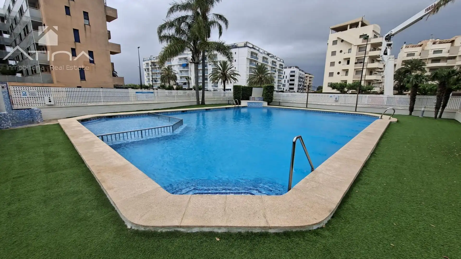 Piscina de Planta baixa en venda en Daimús amb Aire condicionat, Jardí privat i Terrassa