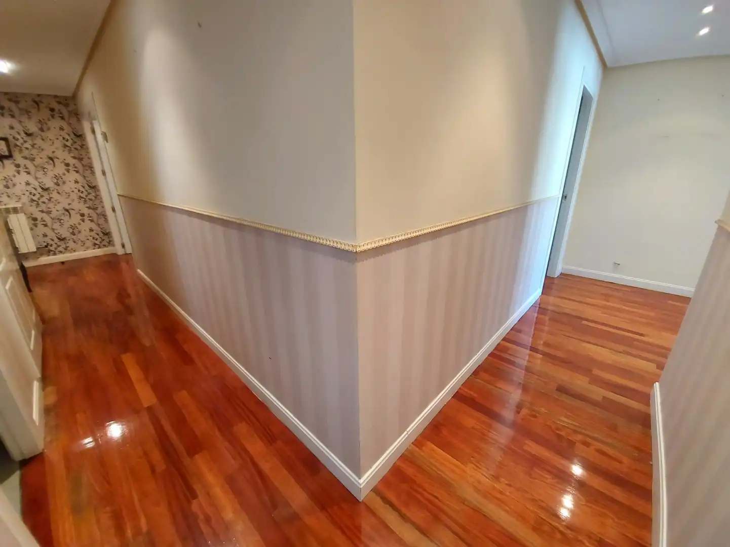 Wohnung zum Verkauf in  Logroño mit Heizung, Parkett und Terrasse